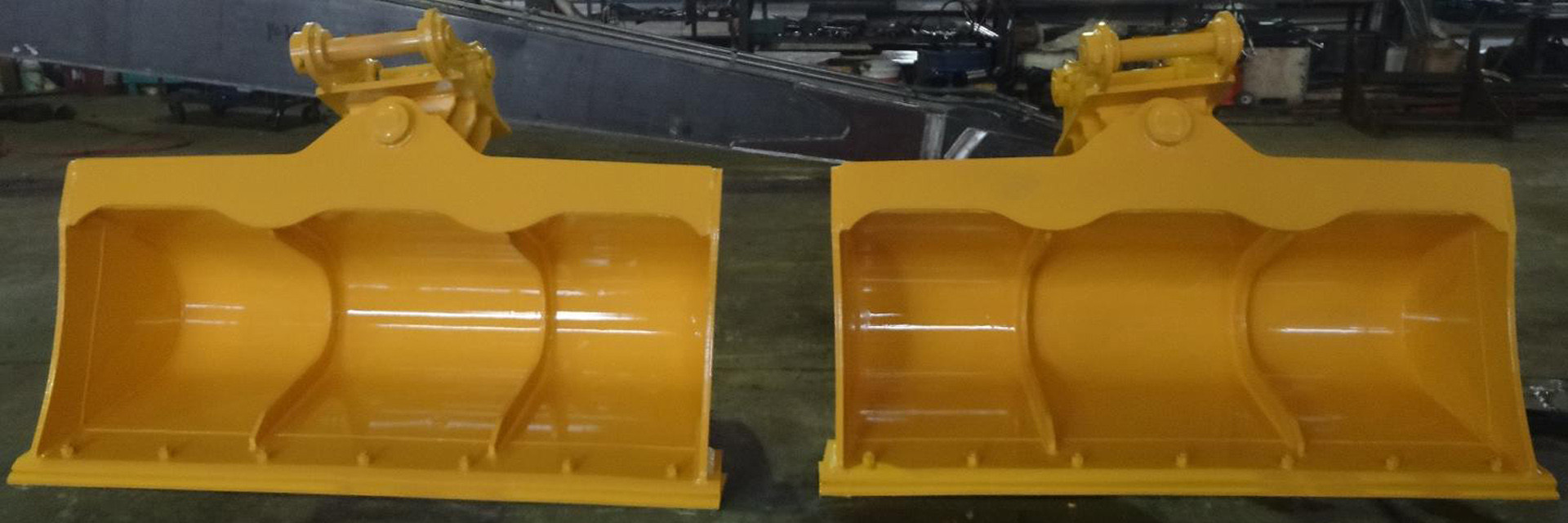 qualité L'excavatrice attaquent usine